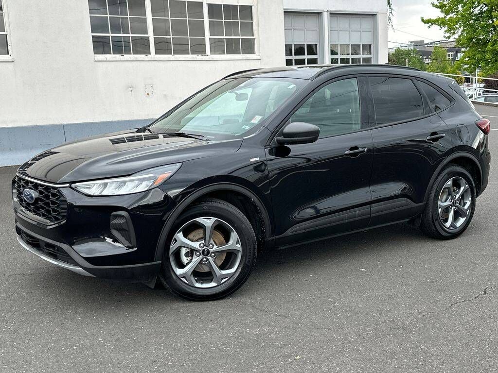 2025 FORD Escape