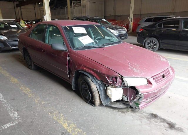 1998 TOYOTA Camry