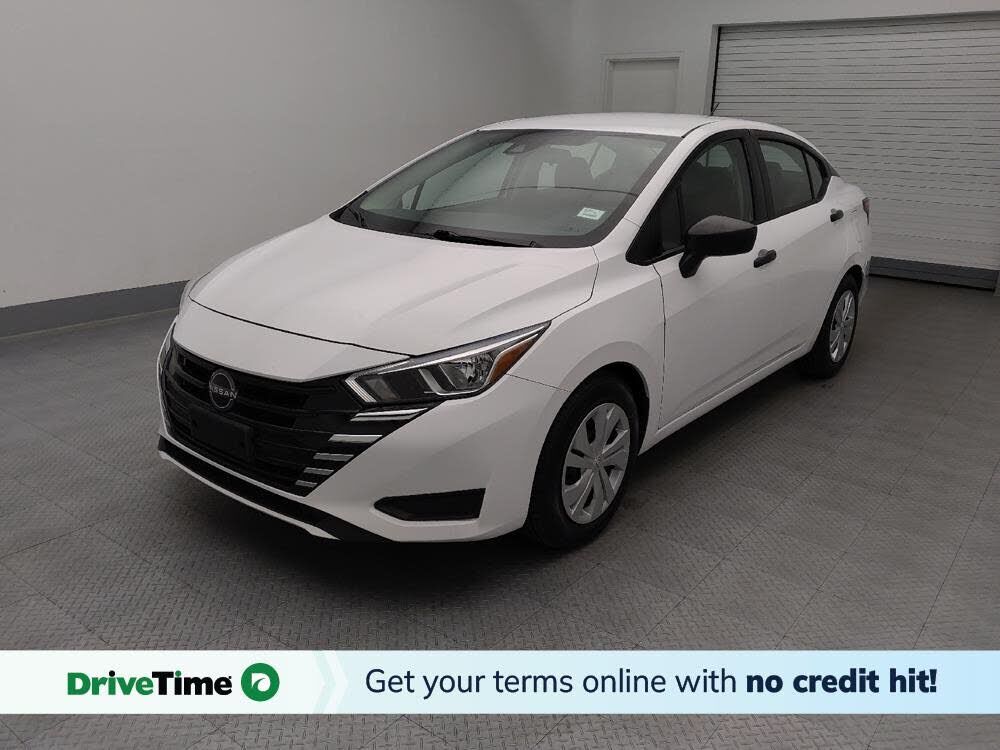 2023 NISSAN Versa