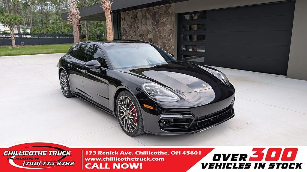 2023 PORSCHE Panamera