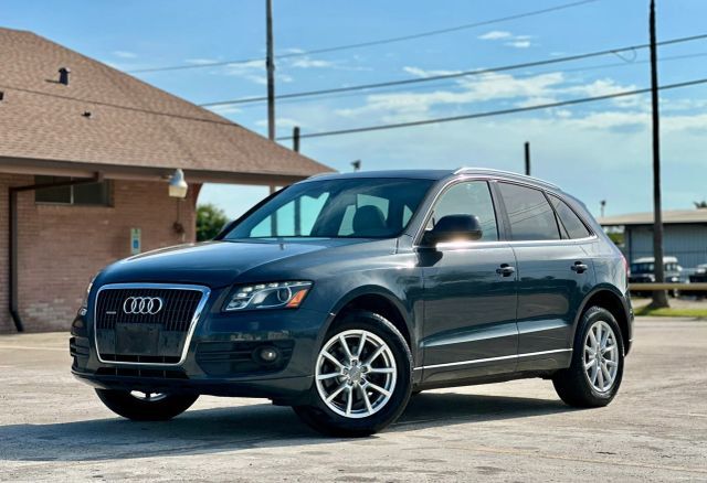 2011 AUDI Q5