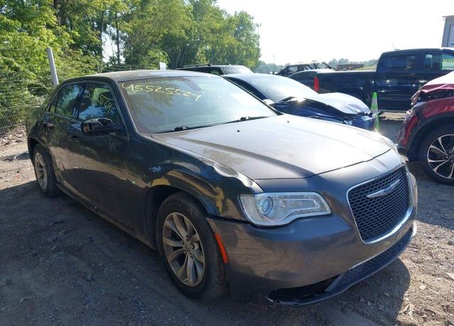 2018 CHRYSLER 300
