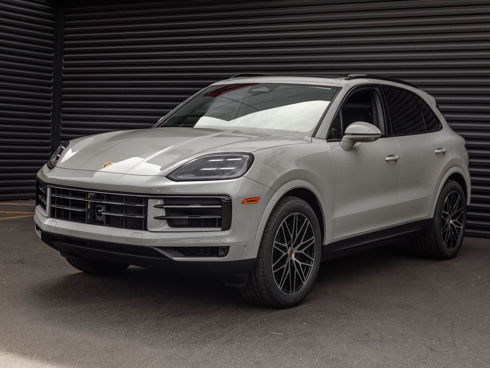 2026 PORSCHE Cayenne