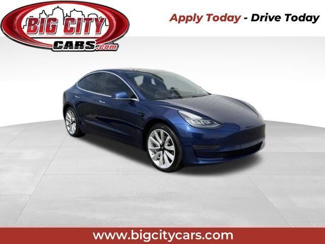 2018 TESLA Model 3