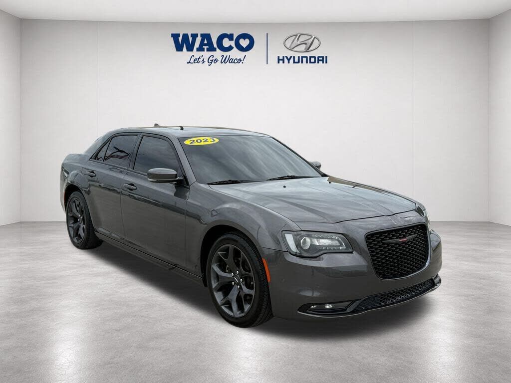 2023 CHRYSLER 300