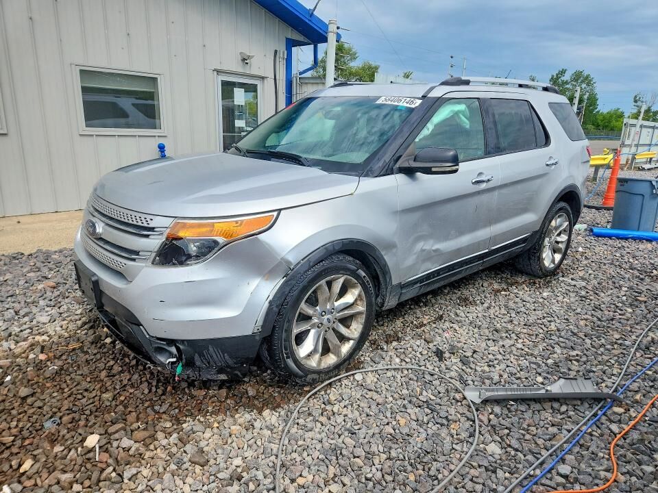 2013 FORD Explorer