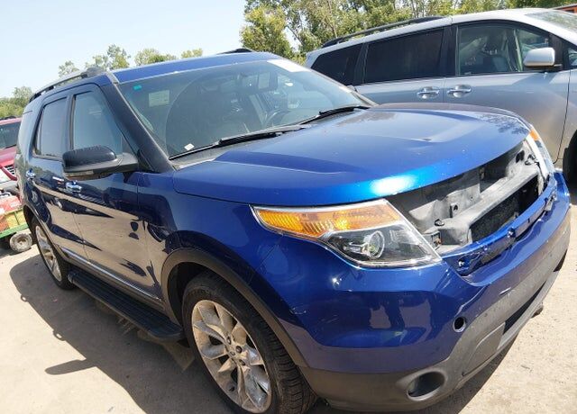 2013 FORD Explorer