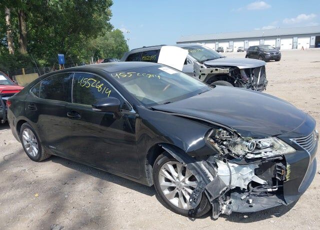 2013 LEXUS ES