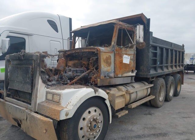 1994 WESTERN STAR 4900