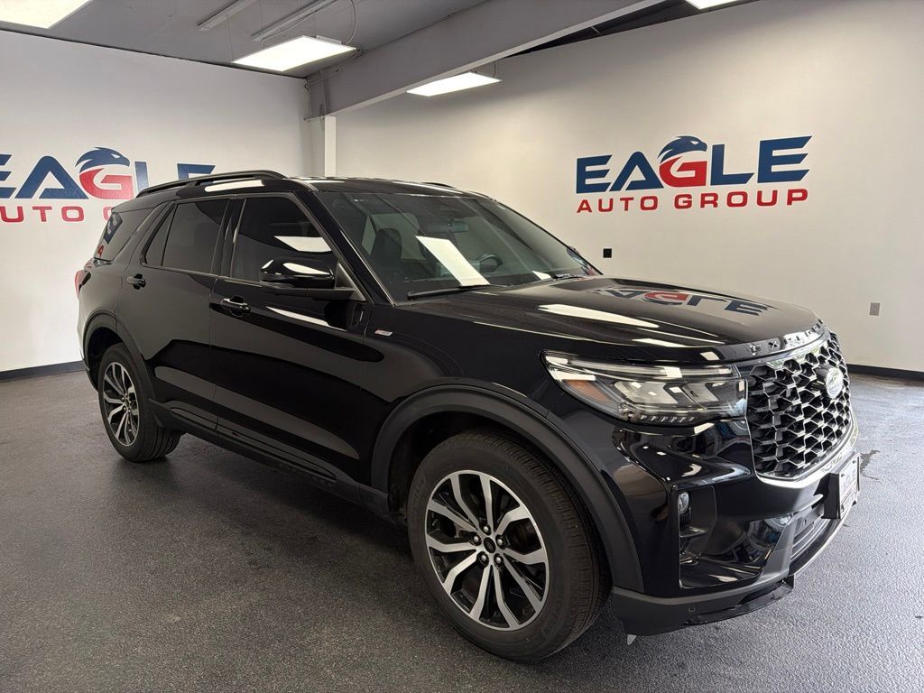 2025 FORD Explorer