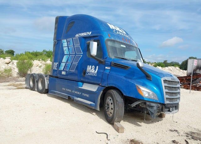 2023 FREIGHTLINER Cascadia