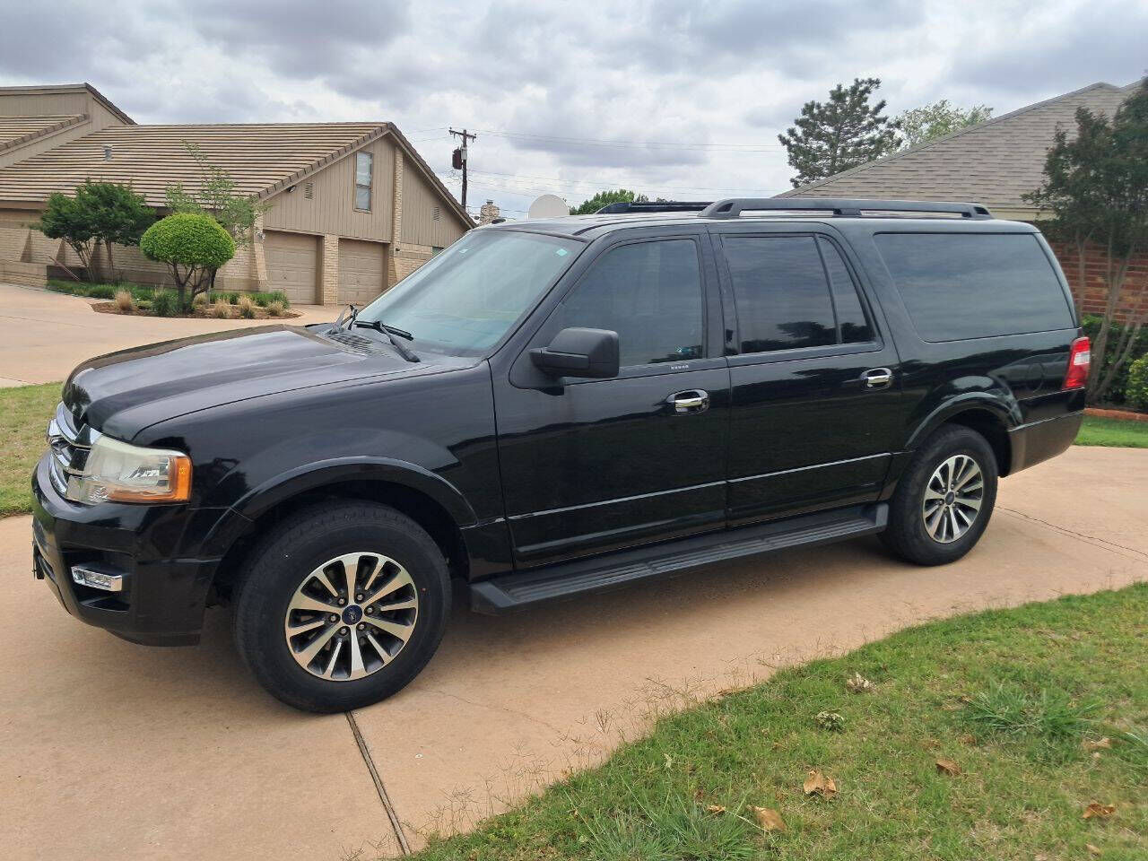 2016 FORD Expedition