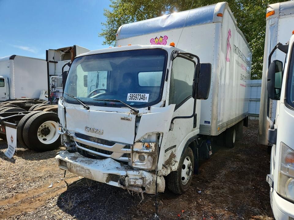 2024 ISUZU NPR-HD