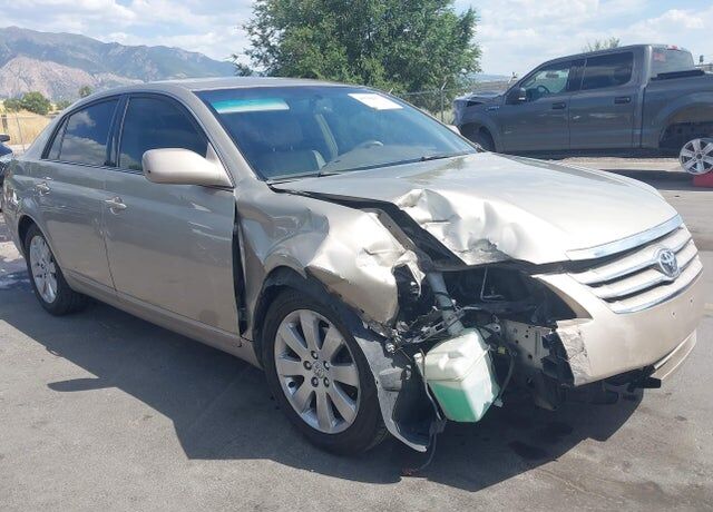 2006 TOYOTA Avalon