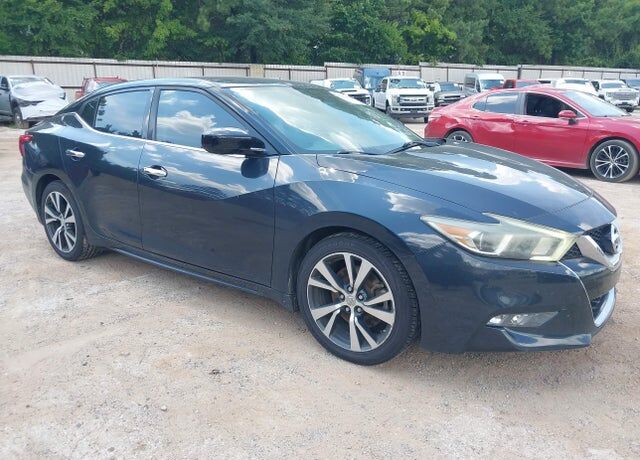 2017 NISSAN Maxima