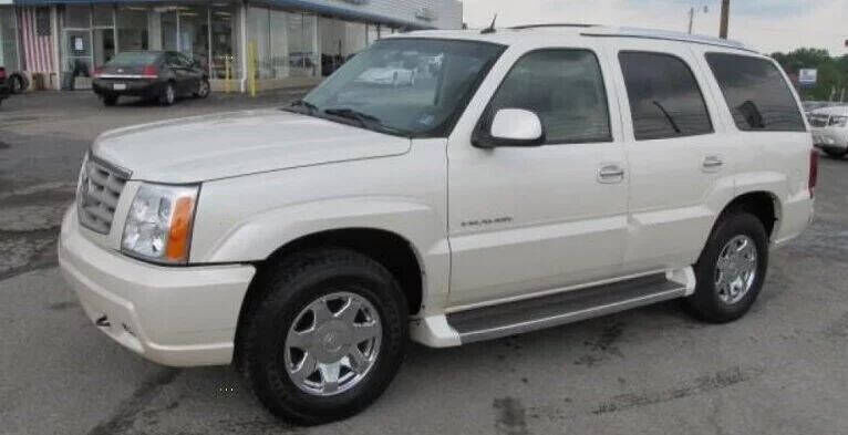 2005 CADILLAC Escalade