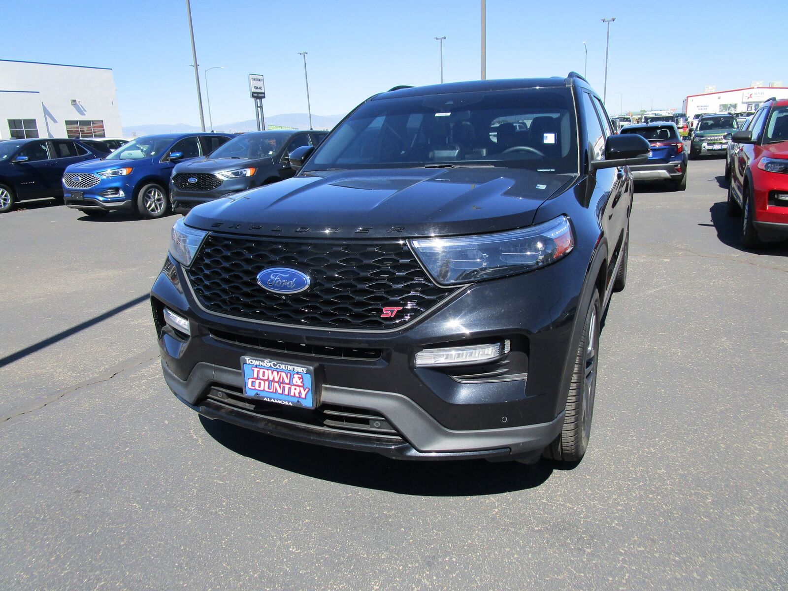 2022 FORD Explorer