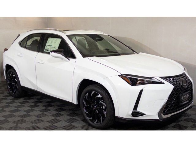 2026 LEXUS UX