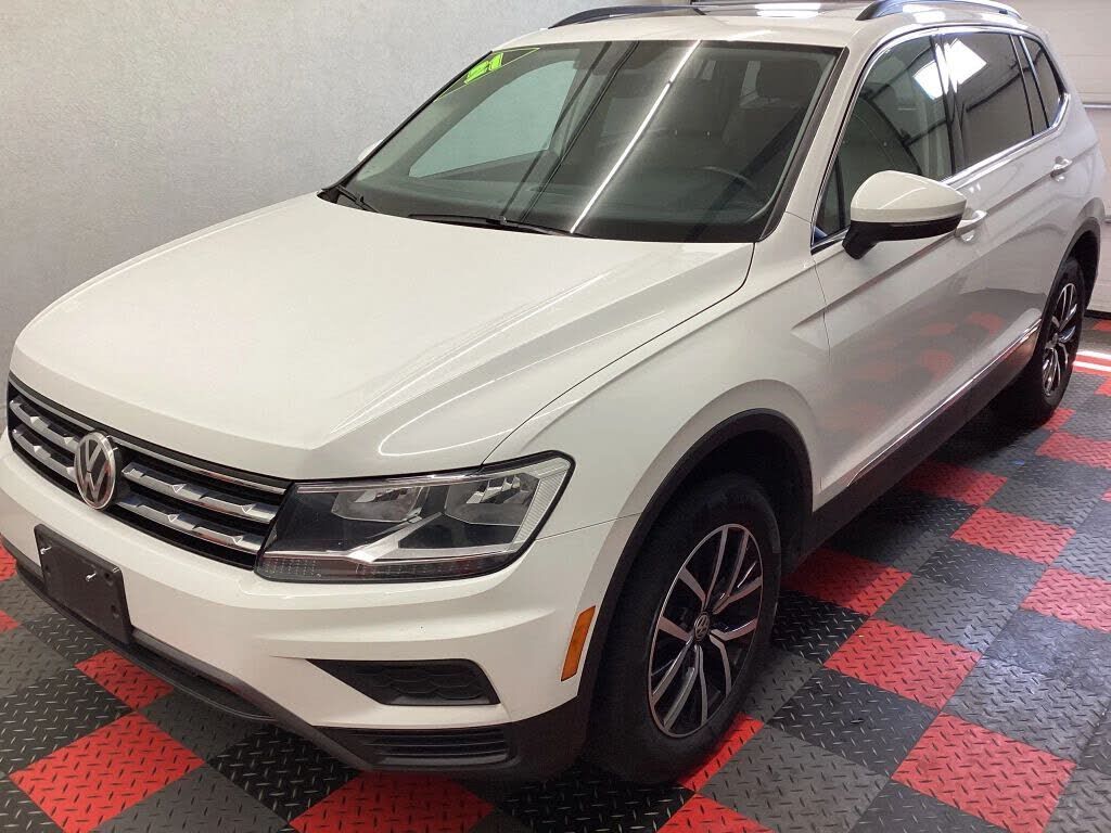2021 VOLKSWAGEN Tiguan