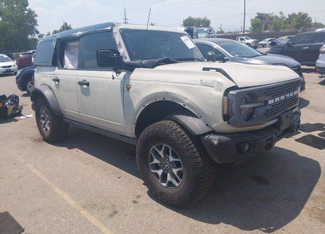 2025 FORD Bronco