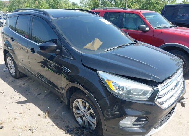 2017 FORD Escape