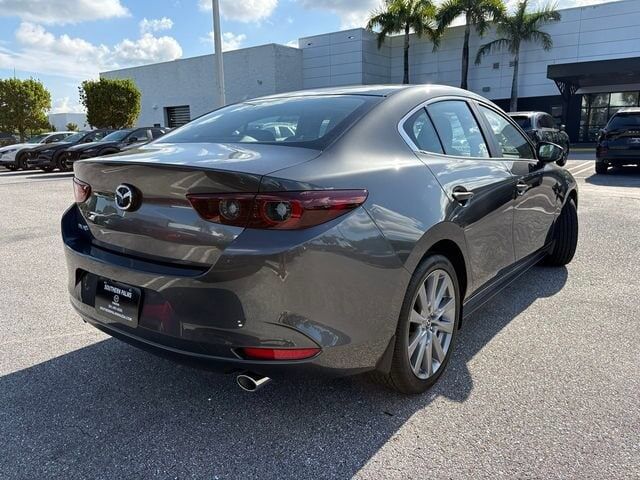 2026 MAZDA Mazda3