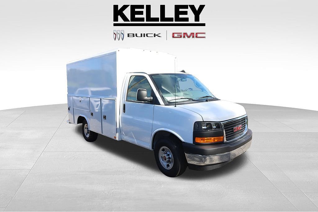 2025 GMC Savana