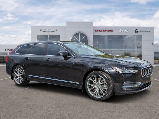 2019 VOLVO V90