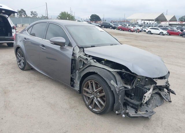 2016 LEXUS IS