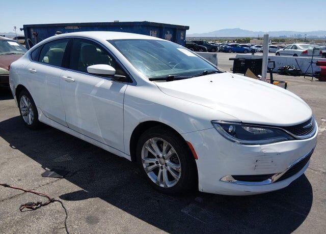 2016 CHRYSLER 200