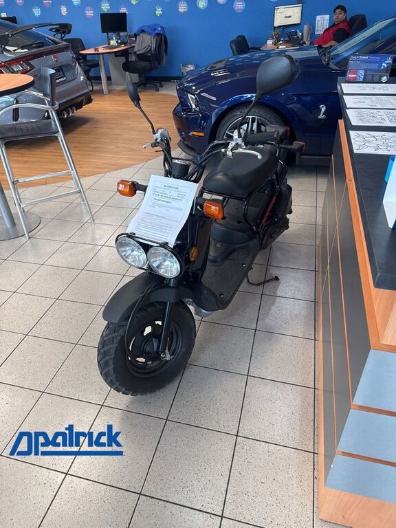 2017 HONDA NPS50