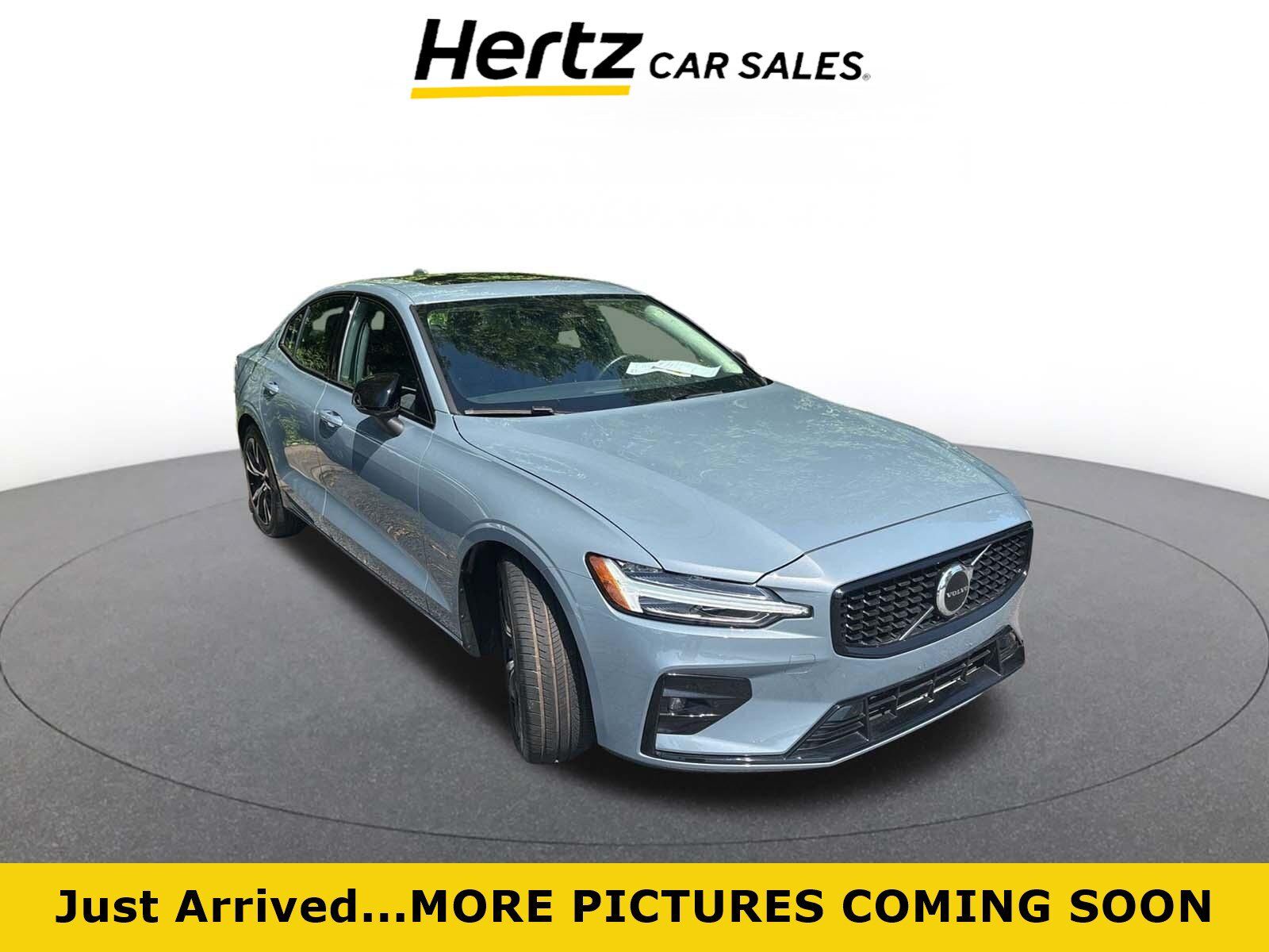 2024 VOLVO S60