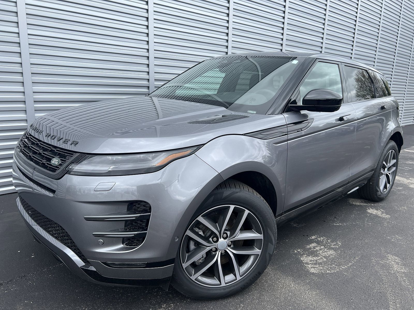 2026 LAND ROVER Range Rover Evoque