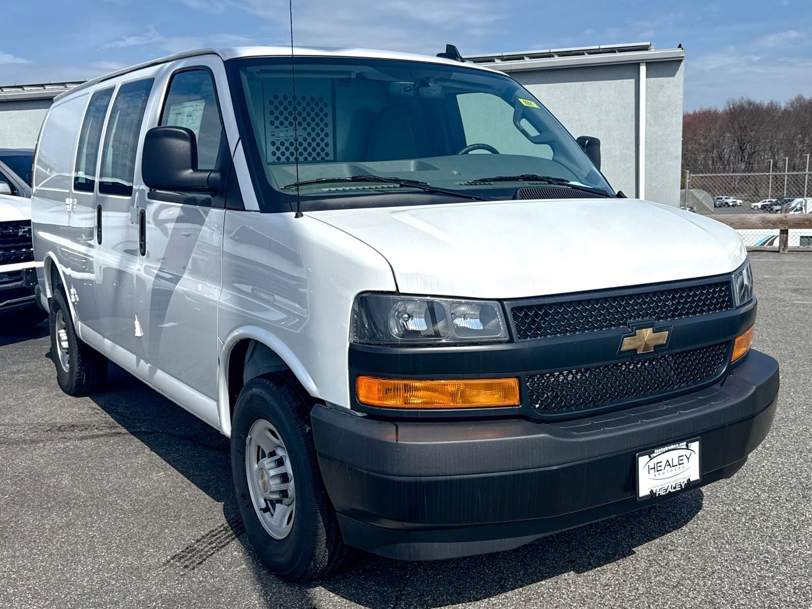 2025 CHEVROLET Express