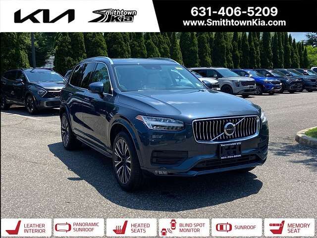 2022 VOLVO XC90