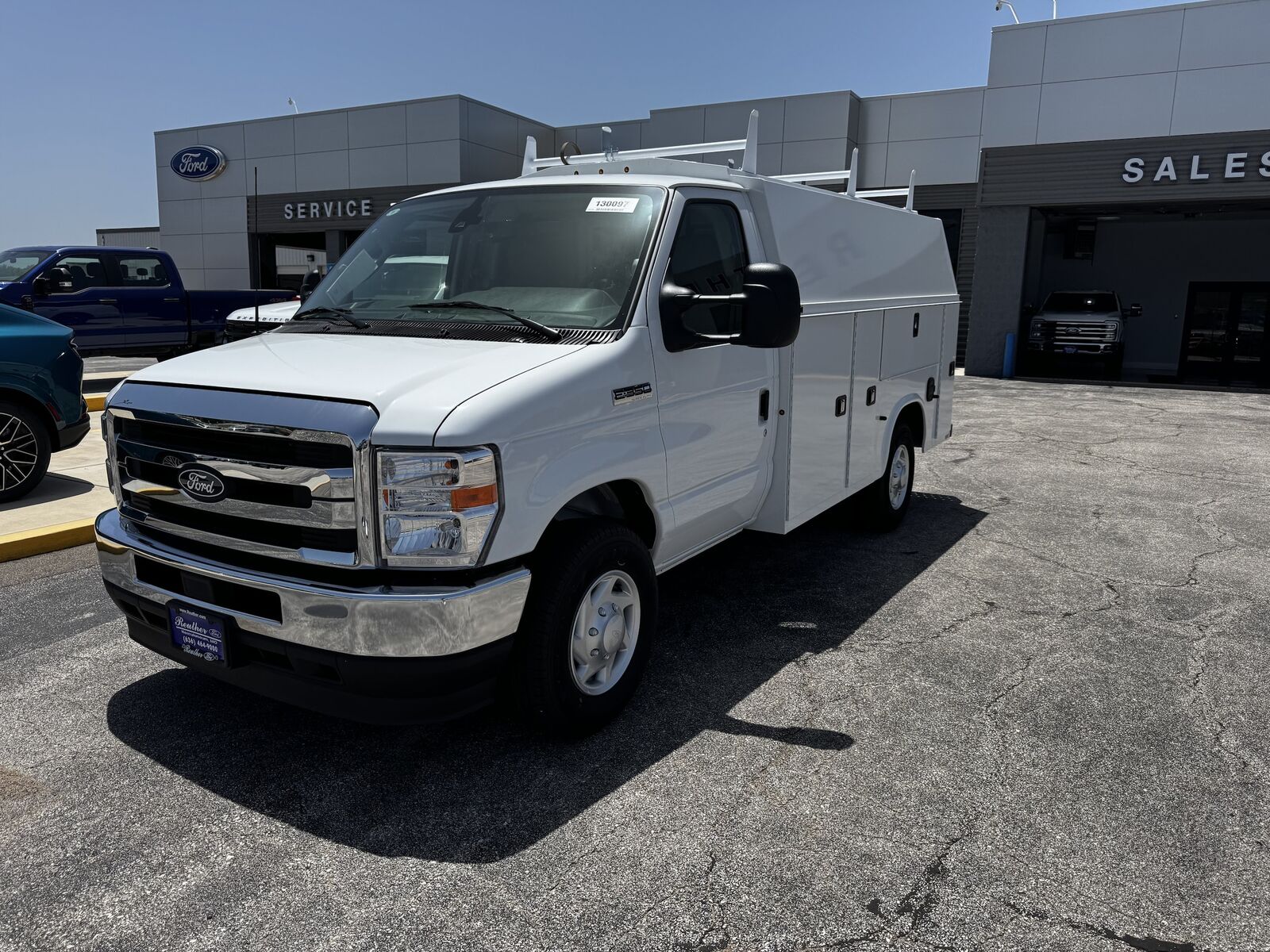 2026 FORD E-350