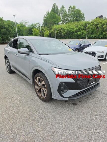2023 AUDI Q4