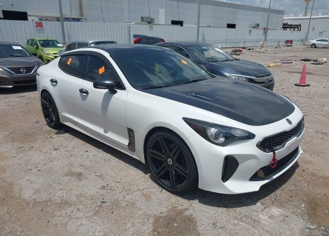 2021 KIA Stinger
