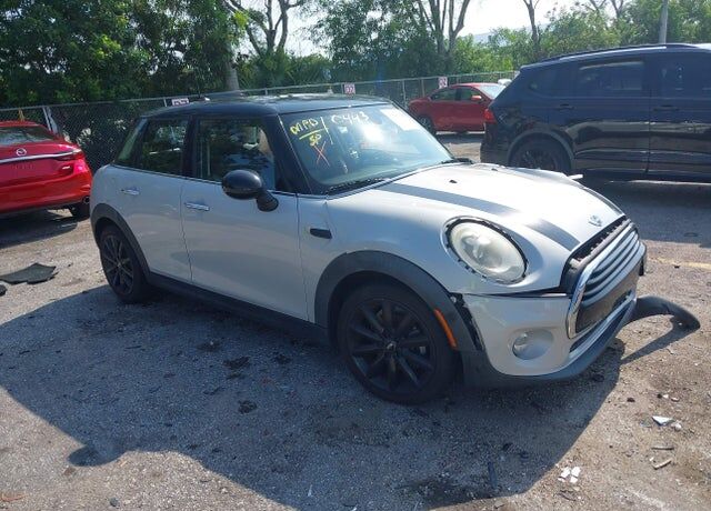 2018 MINI Cooper