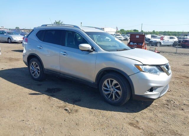 2015 NISSAN Rogue