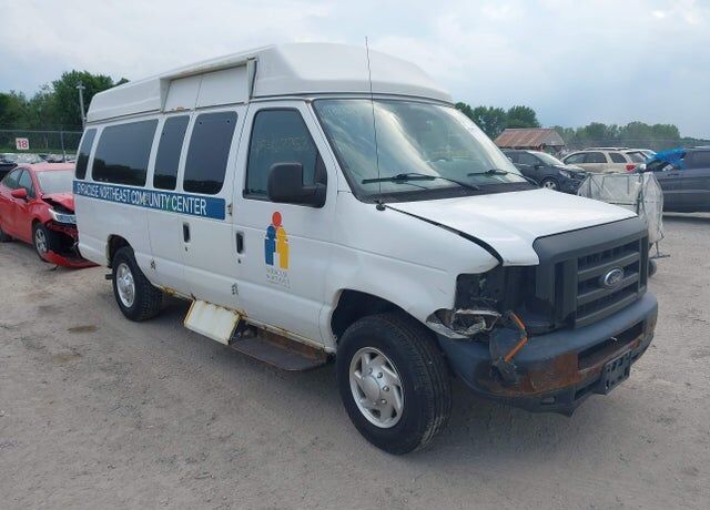 2012 FORD E-250