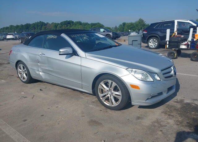 2011 MERCEDES-BENZ E-Class
