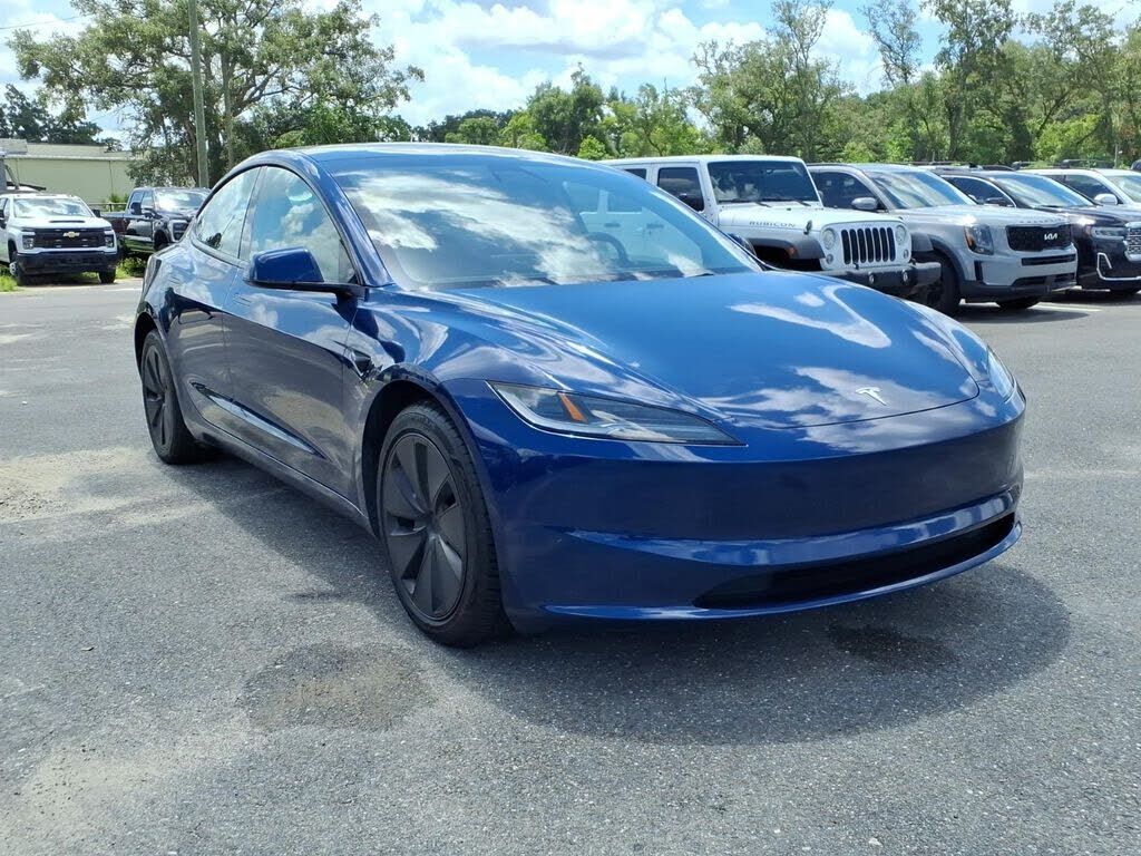 2024 TESLA Model 3