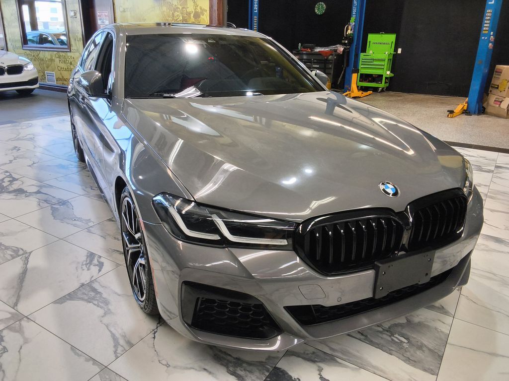 2022 BMW M5