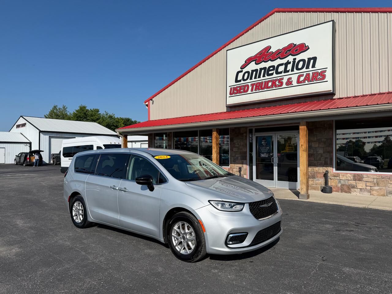 2024 CHRYSLER Pacifica