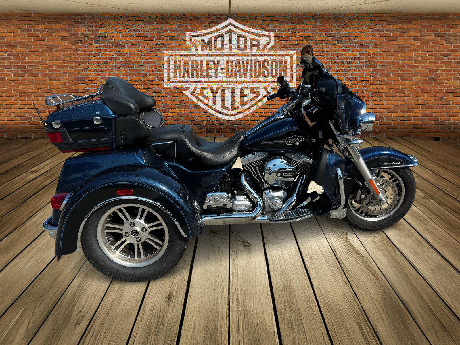 2013 HARLEY DAVIDSON Tri Glide Ultra Classic