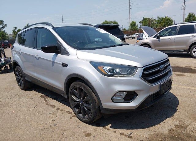2018 FORD Escape