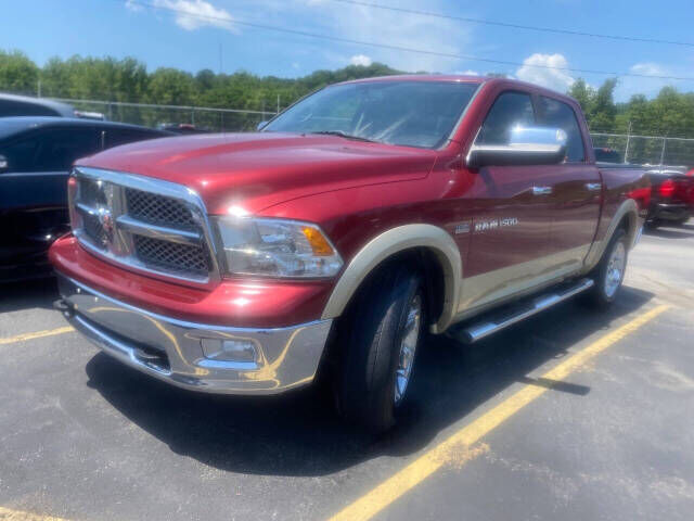 2011 DODGE Ram