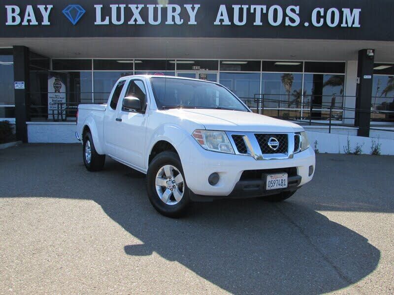 2012 NISSAN Frontier
