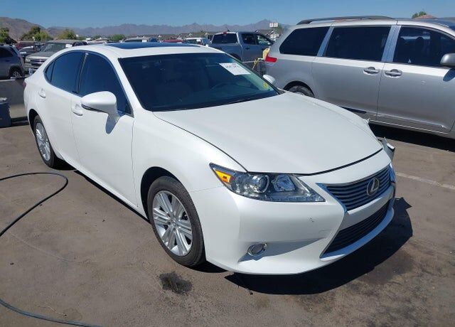 2015 LEXUS ES
